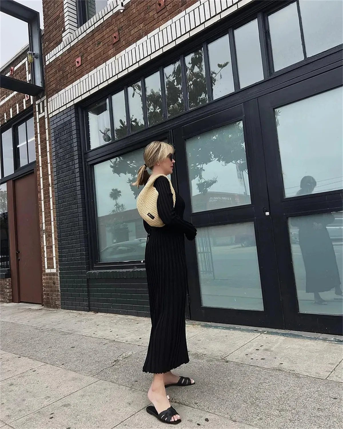 2025 Fall New Sleeved Knit Midi Dress(Buy 2 Free Shipping)