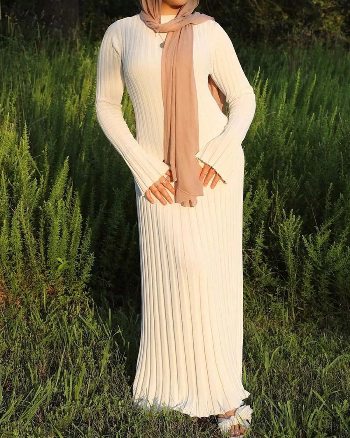 2025 Fall New Sleeved Knit Midi Dress(Buy 2 Free Shipping)