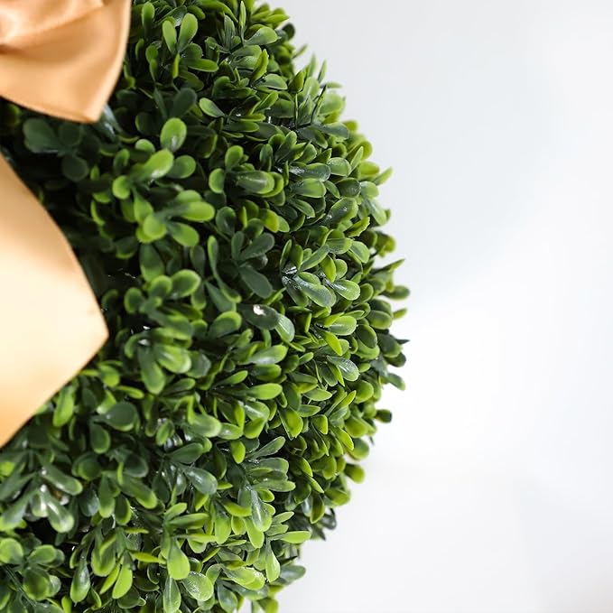 Outdoor Artificial Turf Bunny-Shaped Topiary Tree