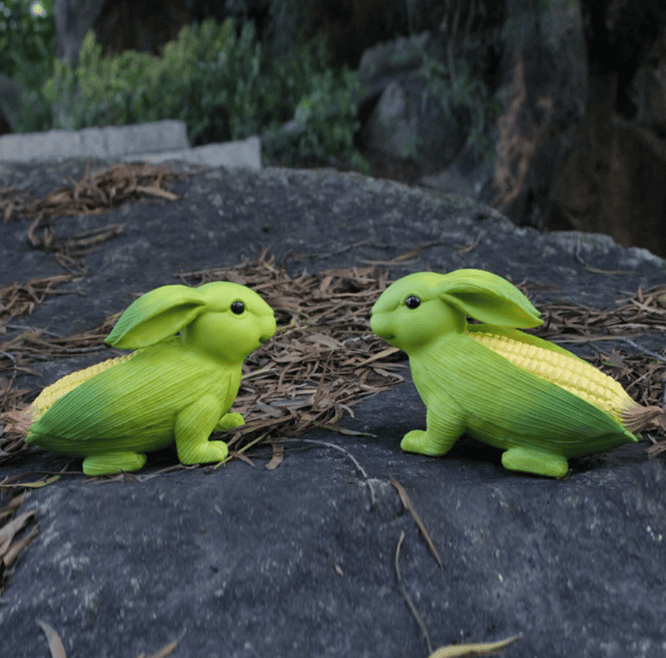 hambort™- Cute Rabbit Sculpture Creative 2-in-1 Corn Rabbit Ornaments