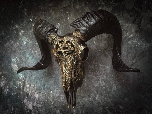 hambort™-Carved Ram Skull