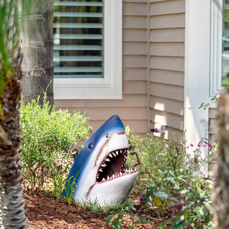 hambort™-Great White Shark Garden Art