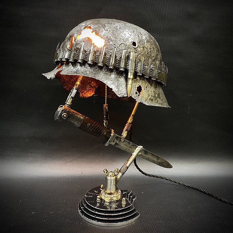 hambort™-War Relic Lamp-Remembering that history